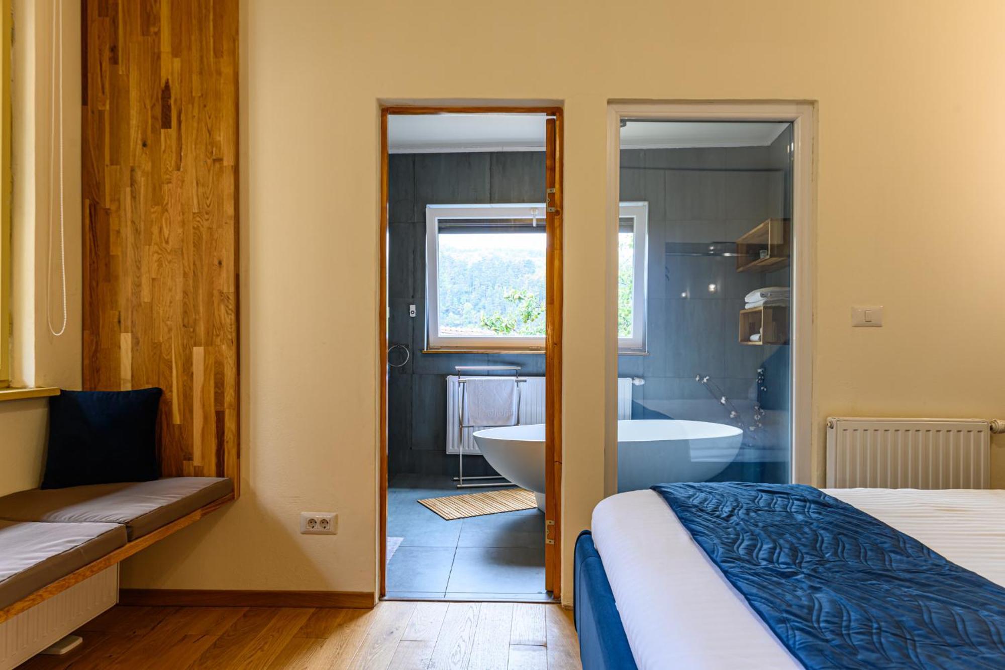 Lagom - Hot Tub Hideout Braşov Exterior foto