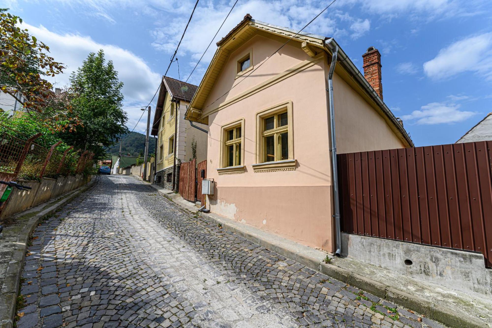 Lagom - Hot Tub Hideout Braşov Exterior foto